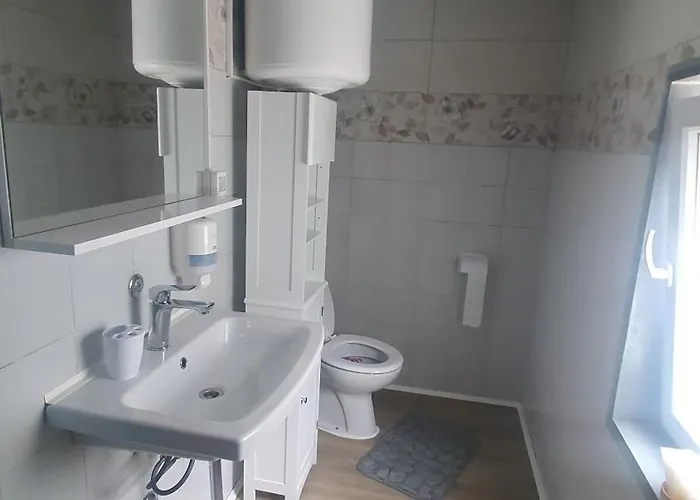 Apartment Idilicen Apartma *